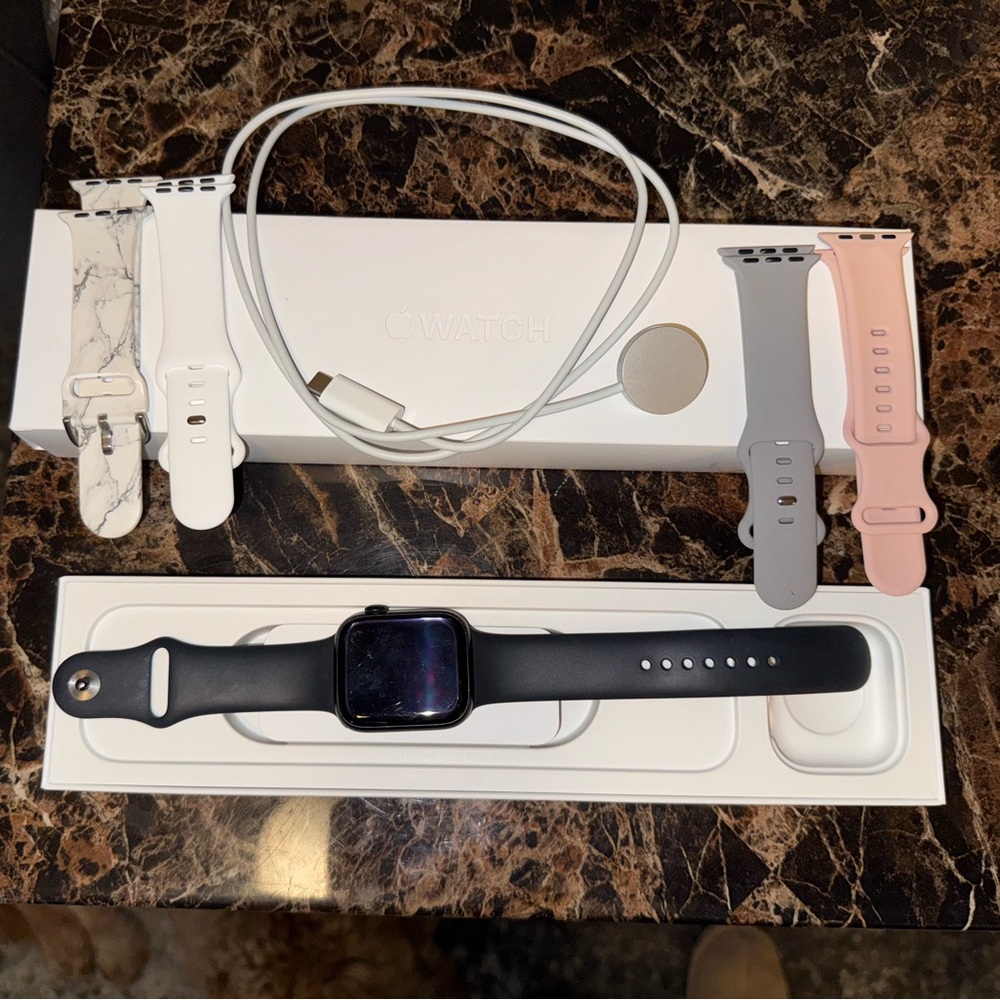 Apple Watch Series 7 & Replacement Bands